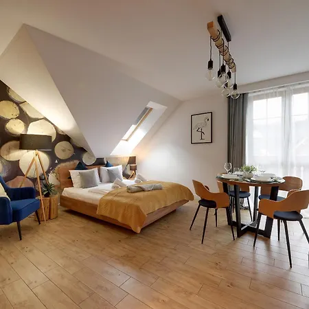 Trevilles Azyl Apartment *