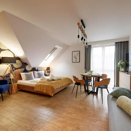 アパート Trevilles Azyl