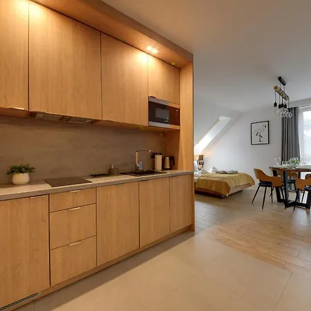 Trevilles Azyl アパート